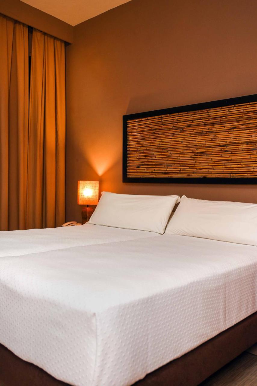 Hotel Chillout Tres Mares 2*